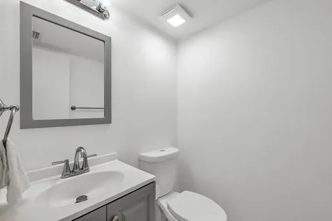 2540 NW 99 Avenue Coral Springs FL 33065