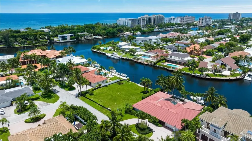 3020 NE 44th Street Lighthouse Point FL 33064