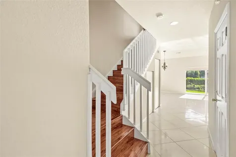 37 SE 3rd Avenue Hallandale Beach FL 33009