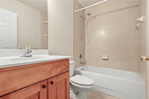 37 SE 3rd Avenue Hallandale Beach FL 33009