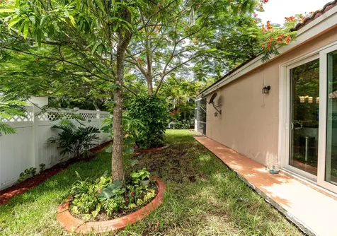1104 NW 116th Avenue Coral Springs FL 33071