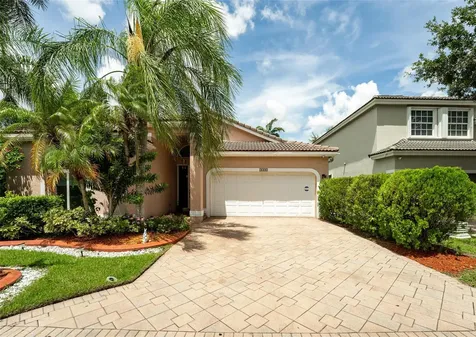 1104 NW 116th Avenue Coral Springs FL 33071