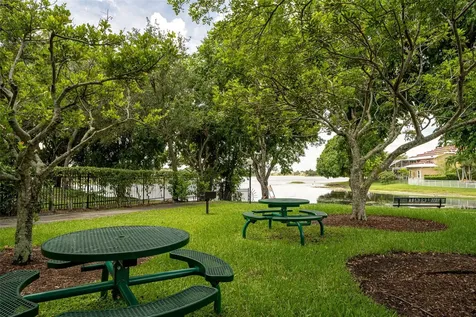 1104 NW 116th Avenue Coral Springs FL 33071