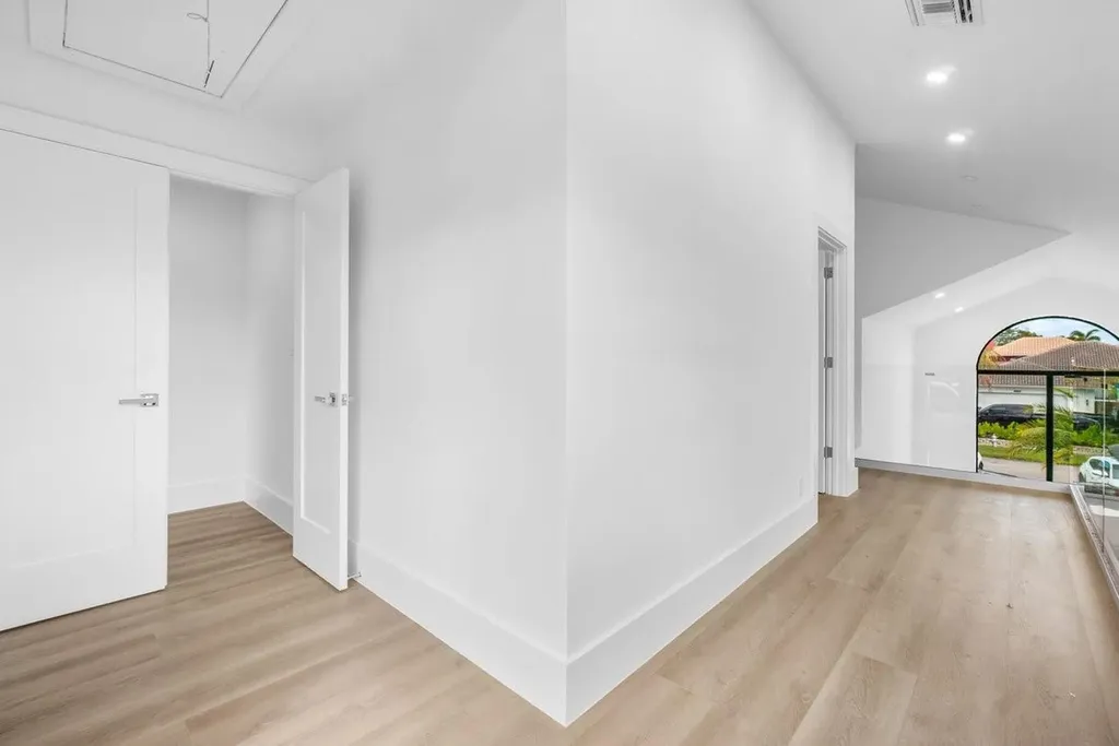 1598 SW 17th Street Boca Raton FL 33486