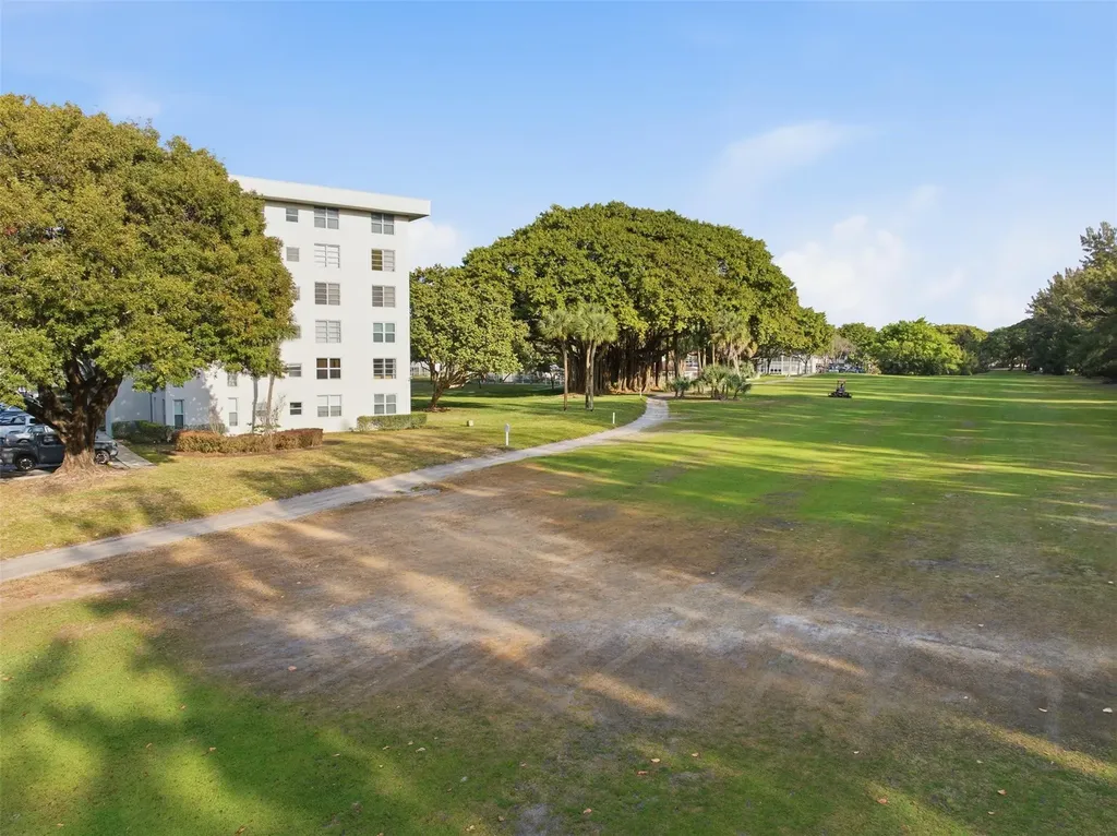 3000 S Course Drive Pompano Beach FL 33069