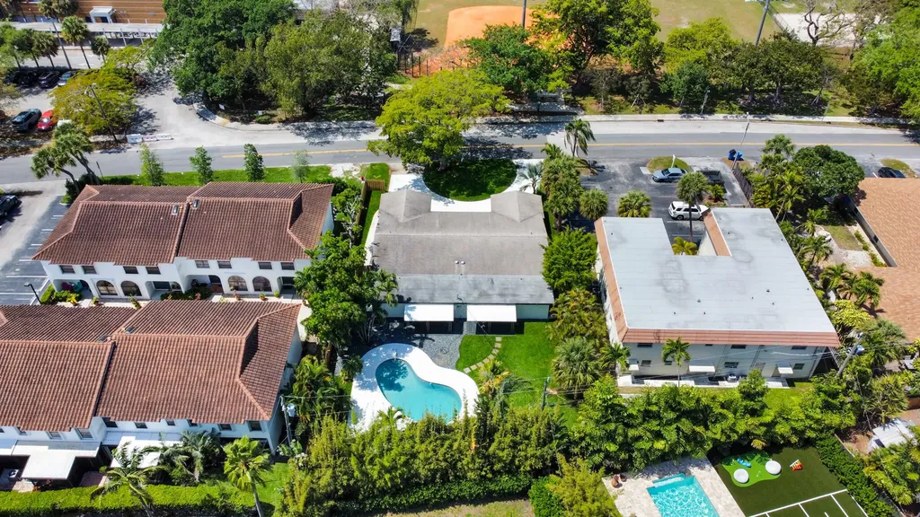 5210 NE 14th Way Fort Lauderdale FL 33334