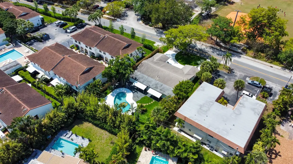 5210 NE 14th Way Fort Lauderdale FL 33334