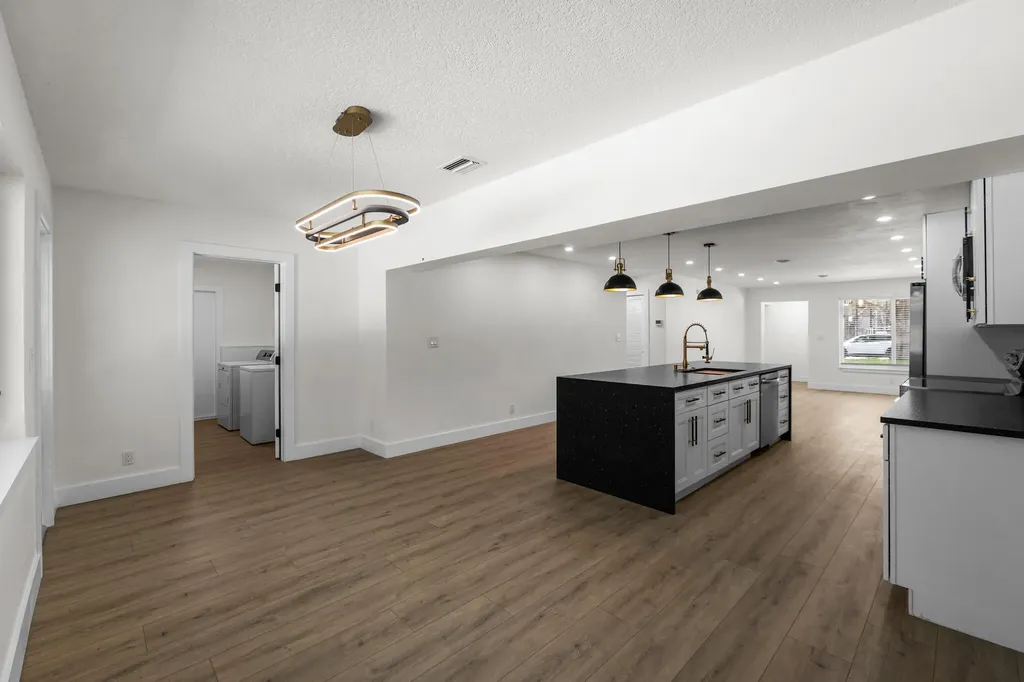 5210 NE 14th Way Fort Lauderdale FL 33334