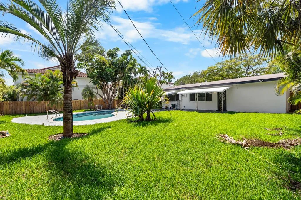 5210 NE 14th Way Fort Lauderdale FL 33334