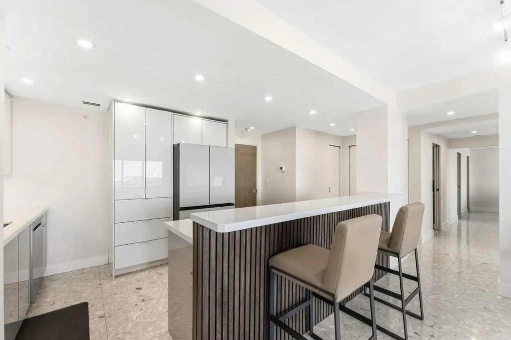 340 Sunset Drive Fort Lauderdale FL 33301