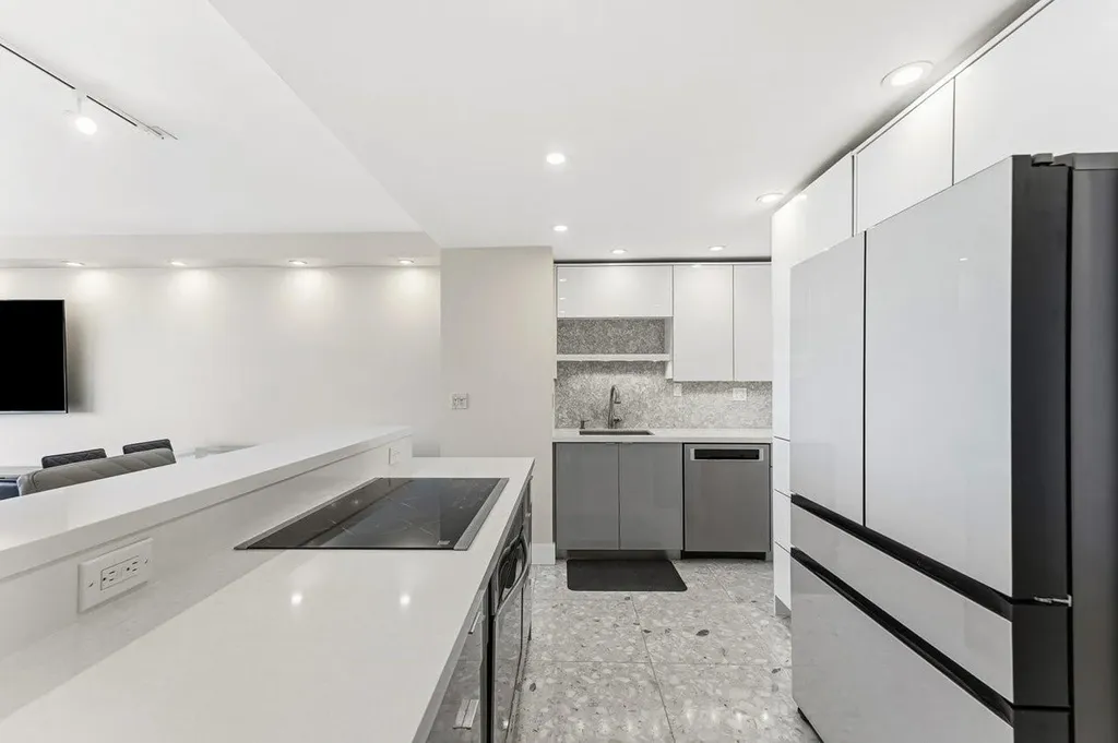 340 Sunset Drive Fort Lauderdale FL 33301