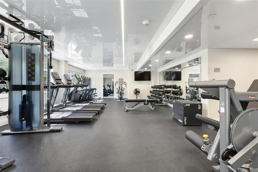 340 Sunset Drive Fort Lauderdale FL 33301
