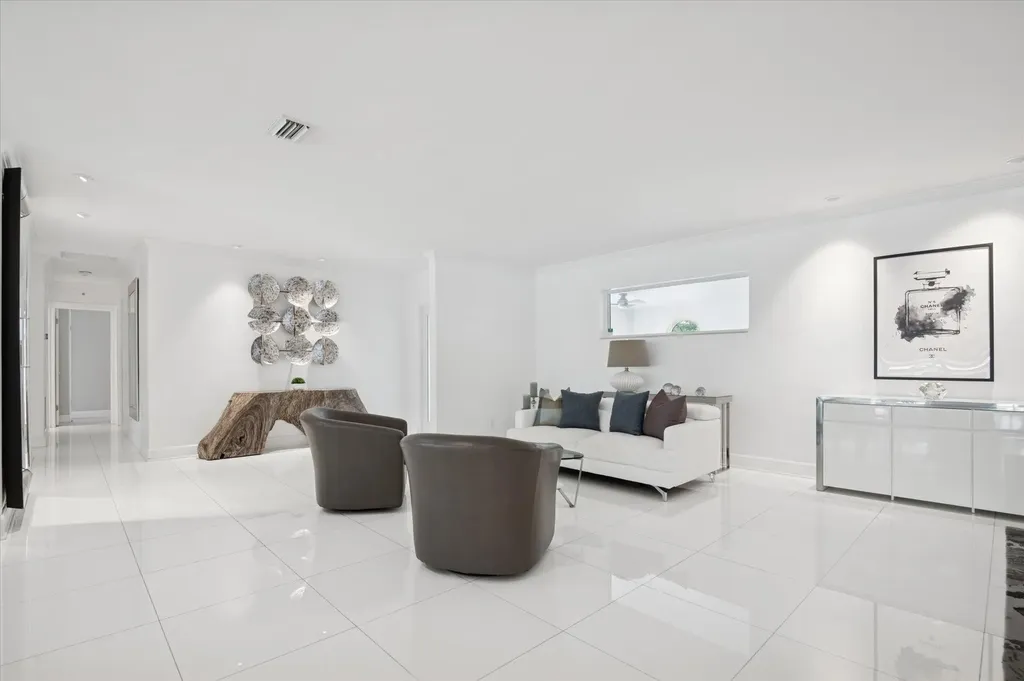 2540 Mercedes Drive Fort Lauderdale FL 33316
