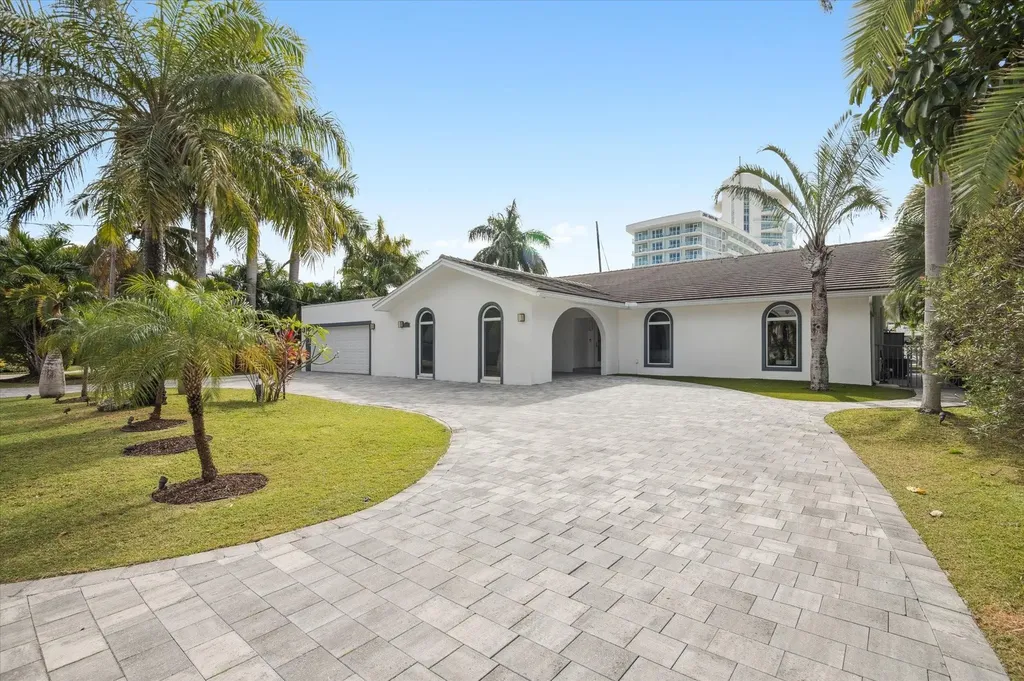 2540 Mercedes Drive Fort Lauderdale FL 33316