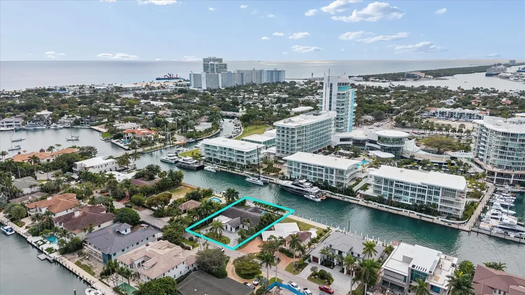 2540 Mercedes Drive Fort Lauderdale FL 33316