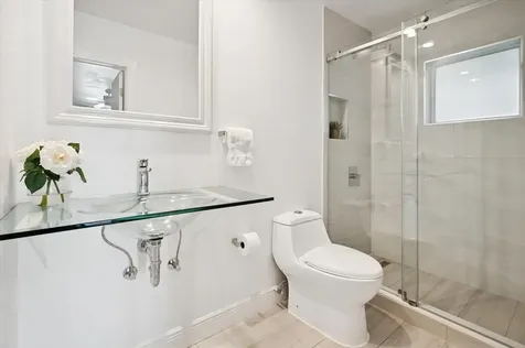 2540 Mercedes Drive Fort Lauderdale FL 33316