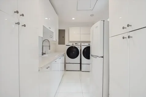 2540 Mercedes Drive Fort Lauderdale FL 33316