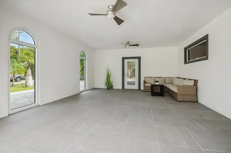 2540 Mercedes Drive Fort Lauderdale FL 33316