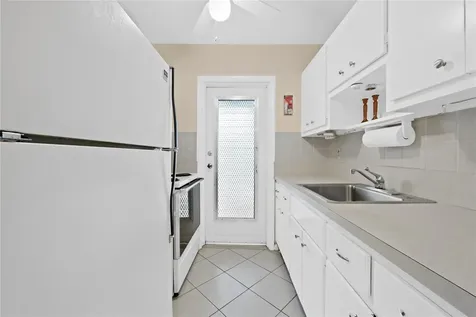 2750 W Golf Boulevard Pompano Beach FL 33064