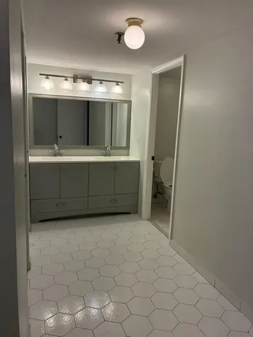 661 NE 195th Street Miami FL 33179
