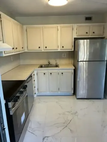 661 NE 195th Street Miami FL 33179