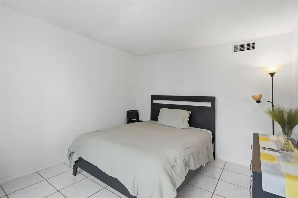 9451 Evergreen Place Davie FL 33324