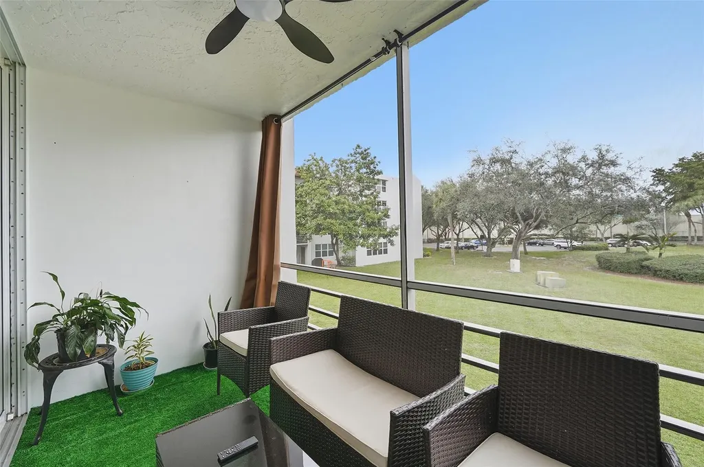 9451 Evergreen Place Davie FL 33324