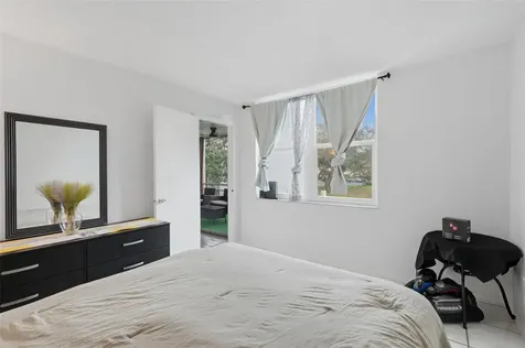 9451 Evergreen Place Davie FL 33324