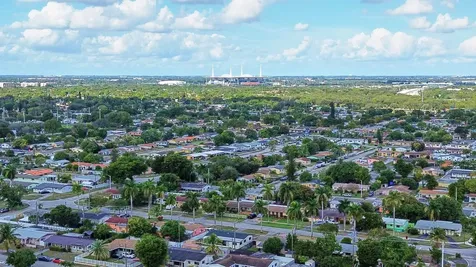 1272 NW 172nd Terrace Miami FL 33169