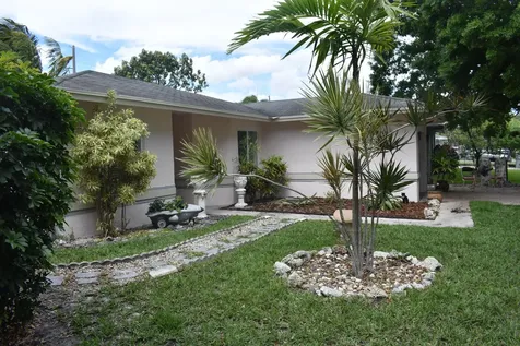 465 NW 20th Avenue Pompano Beach FL 33069