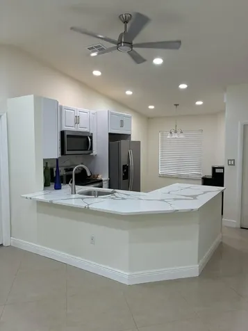465 NW 20th Avenue Pompano Beach FL 33069