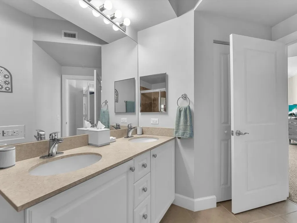1660 Renaissance Commons Boulevard Boynton Beach FL 33426