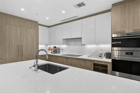 153 N Seabreeze Fort Lauderdale FL 33304