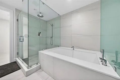 153 N Seabreeze Fort Lauderdale FL 33304
