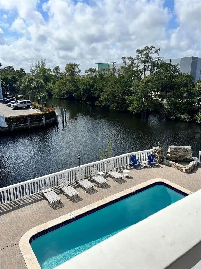 1400 NE 57th Street Fort Lauderdale FL 33334