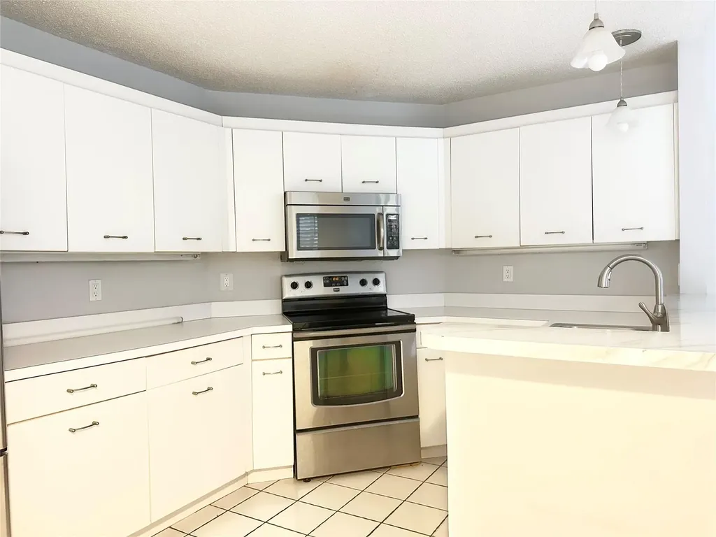 10461 NW 12th Court Plantation FL 33322