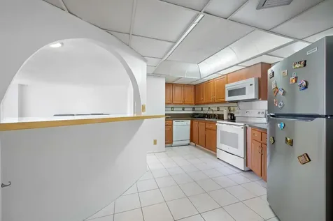 600 Parkview Drive Hallandale Beach FL 33009