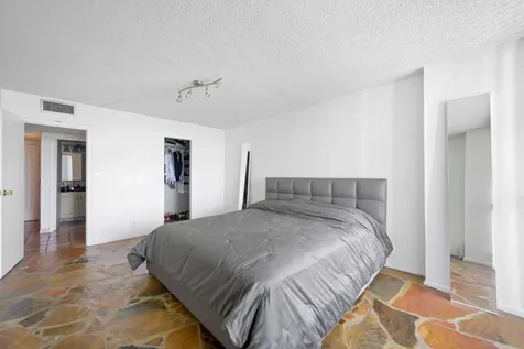 600 Parkview Drive Hallandale Beach FL 33009