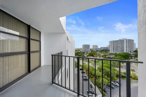 600 Parkview Drive Hallandale Beach FL 33009