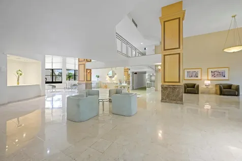 600 Parkview Drive Hallandale Beach FL 33009