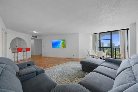 600 Parkview Drive Hallandale Beach FL 33009