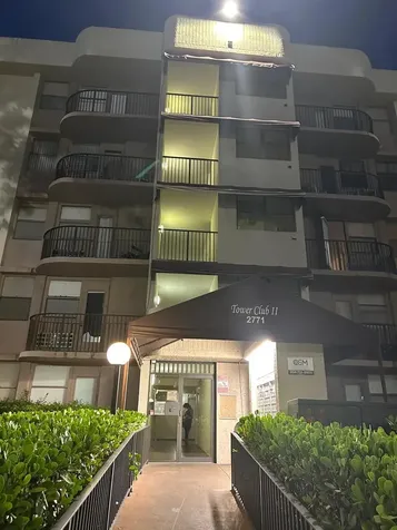 2771 Riverside Drive Coral Springs FL 33065