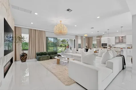 9310 Bayside Circle Parkland FL 33076