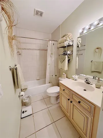 4401 Crystal Lake Drive Deerfield Beach FL 33064