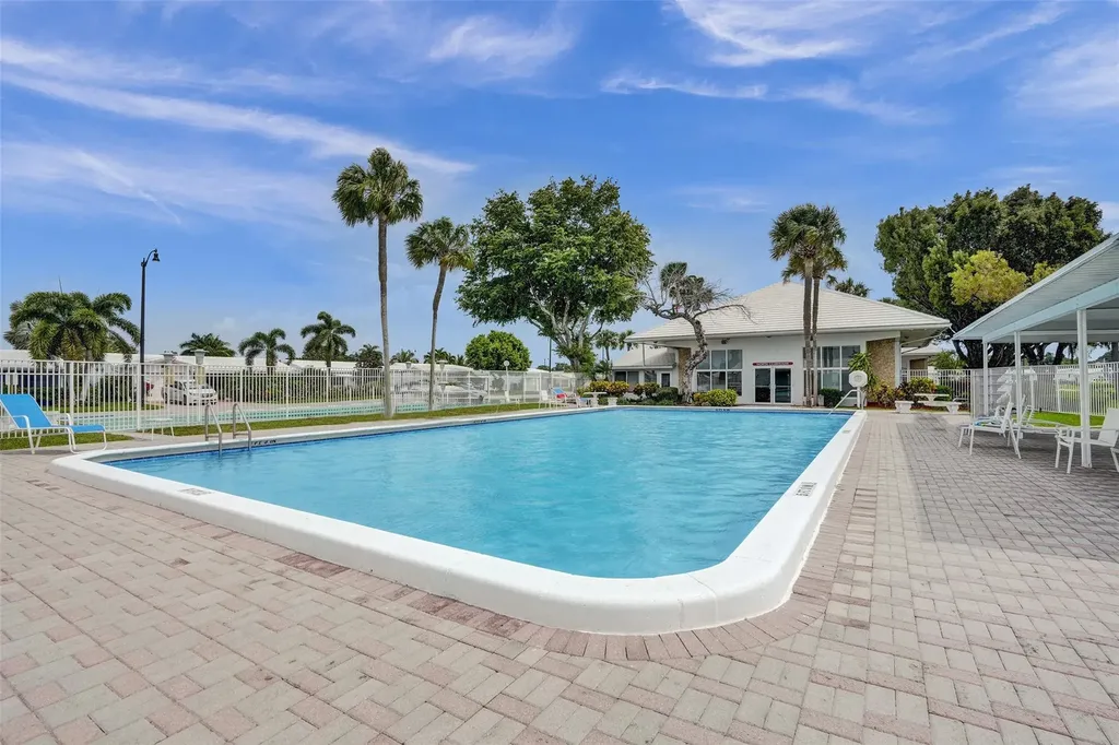 2475 W Golf Boulevard Pompano Beach FL 33064
