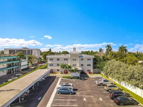 1439 S Ocean Boulevard Lauderdale By The Sea FL 33062