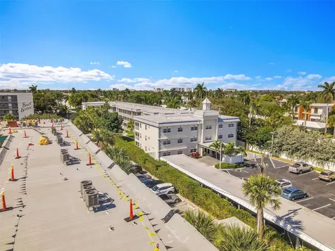 1439 S Ocean Boulevard Lauderdale By The Sea FL 33062
