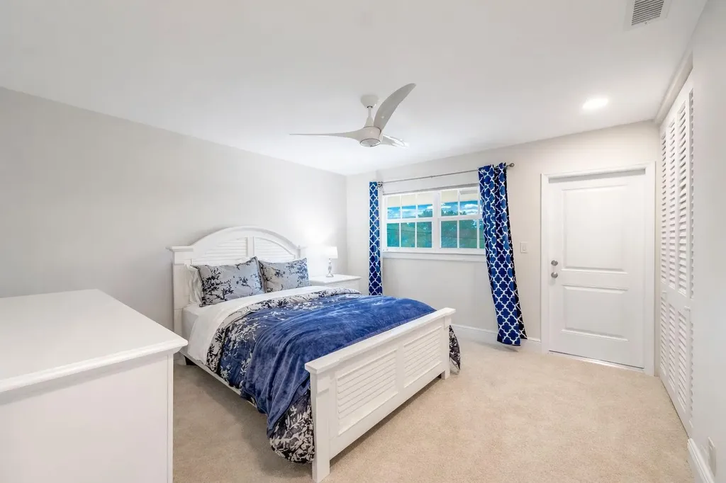2301 NE 36th Street Lighthouse Point FL 33064