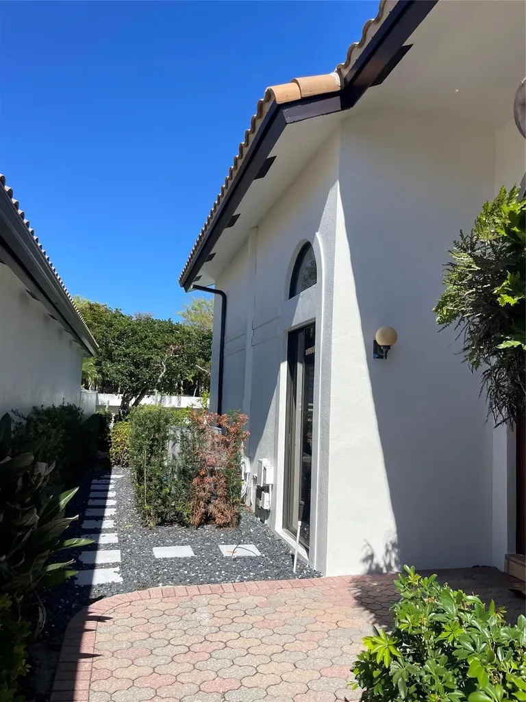 6488 Via Rosa Boca Raton FL 33433