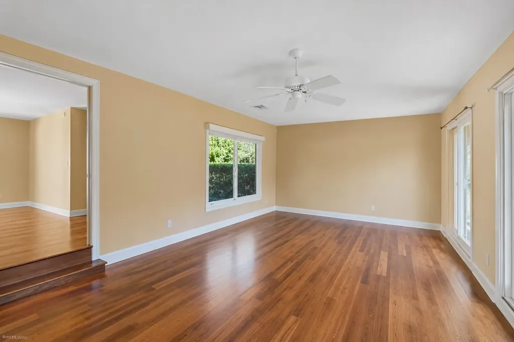 2525 NE 21st Court Fort Lauderdale FL 33305